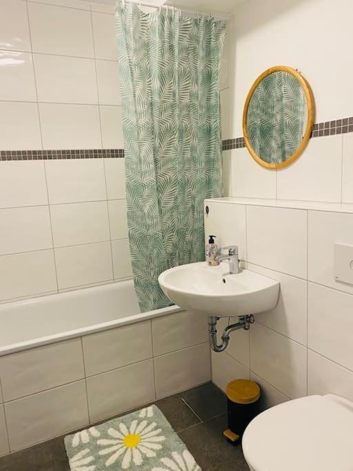 Nice And Calm Apartment In Duesseldorf Zewnętrze zdjęcie